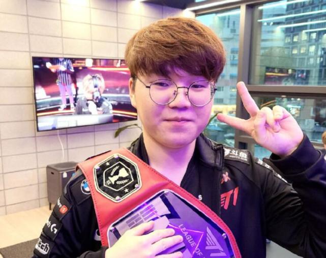 根據觀賽者 根據觀賽者